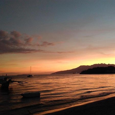 Mango'S Beachfront Resort Olongapo Exteriér fotografie