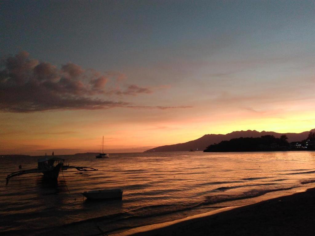 Mango'S Beachfront Resort Olongapo Exteriér fotografie