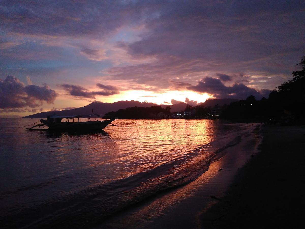 Mango'S Beachfront Resort Olongapo Exteriér fotografie