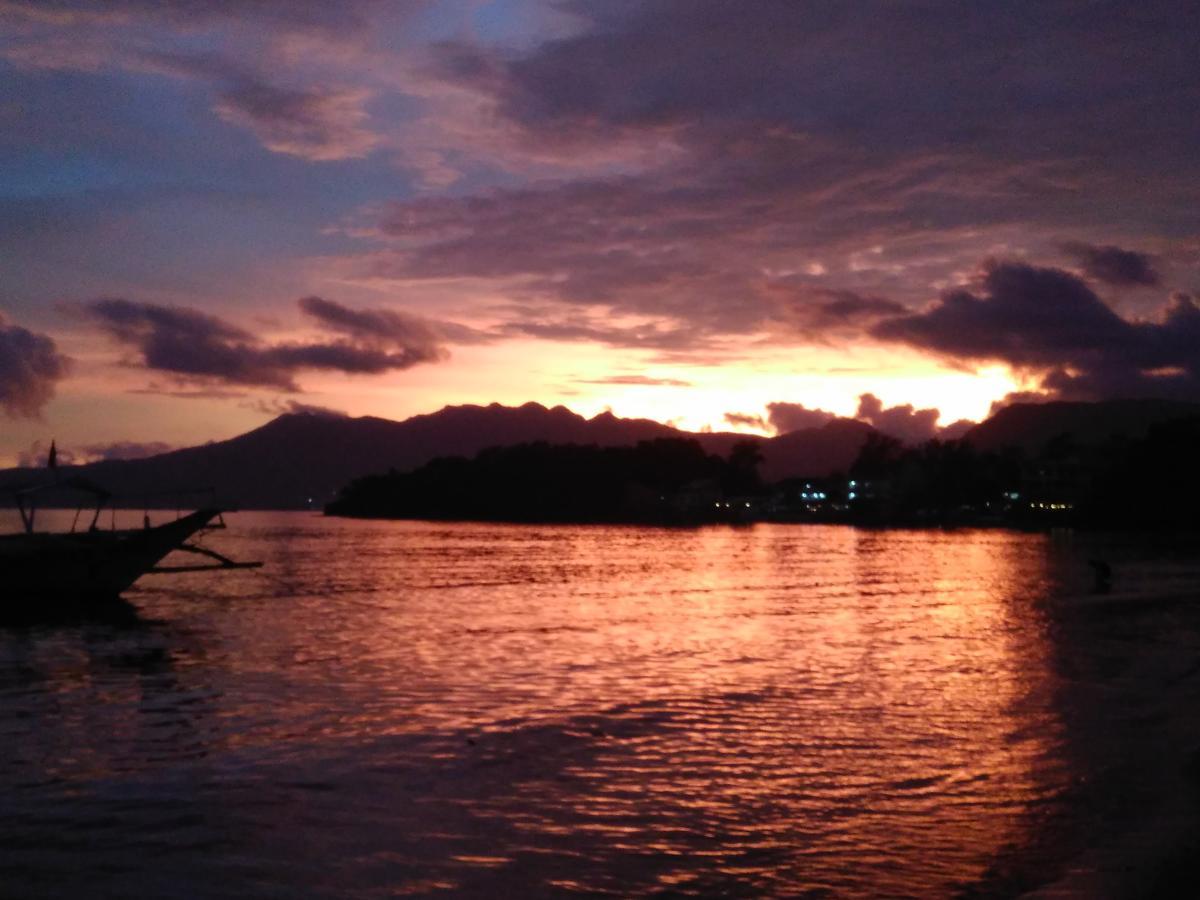 Mango'S Beachfront Resort Olongapo Exteriér fotografie