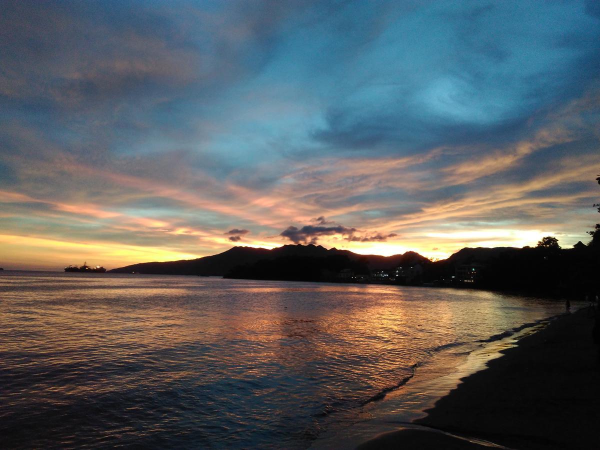 Mango'S Beachfront Resort Olongapo Exteriér fotografie