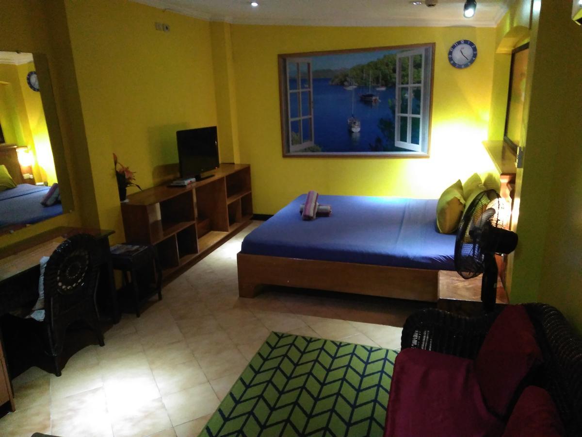 Mango'S Beachfront Resort Olongapo Pokoj fotografie